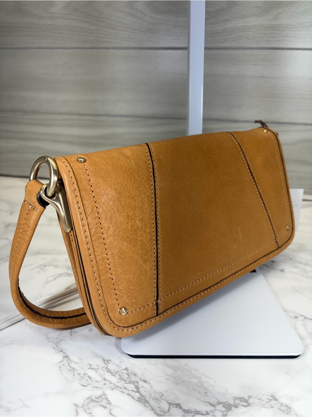 Liz Claiborne Leather Shoulder Bag in Tan